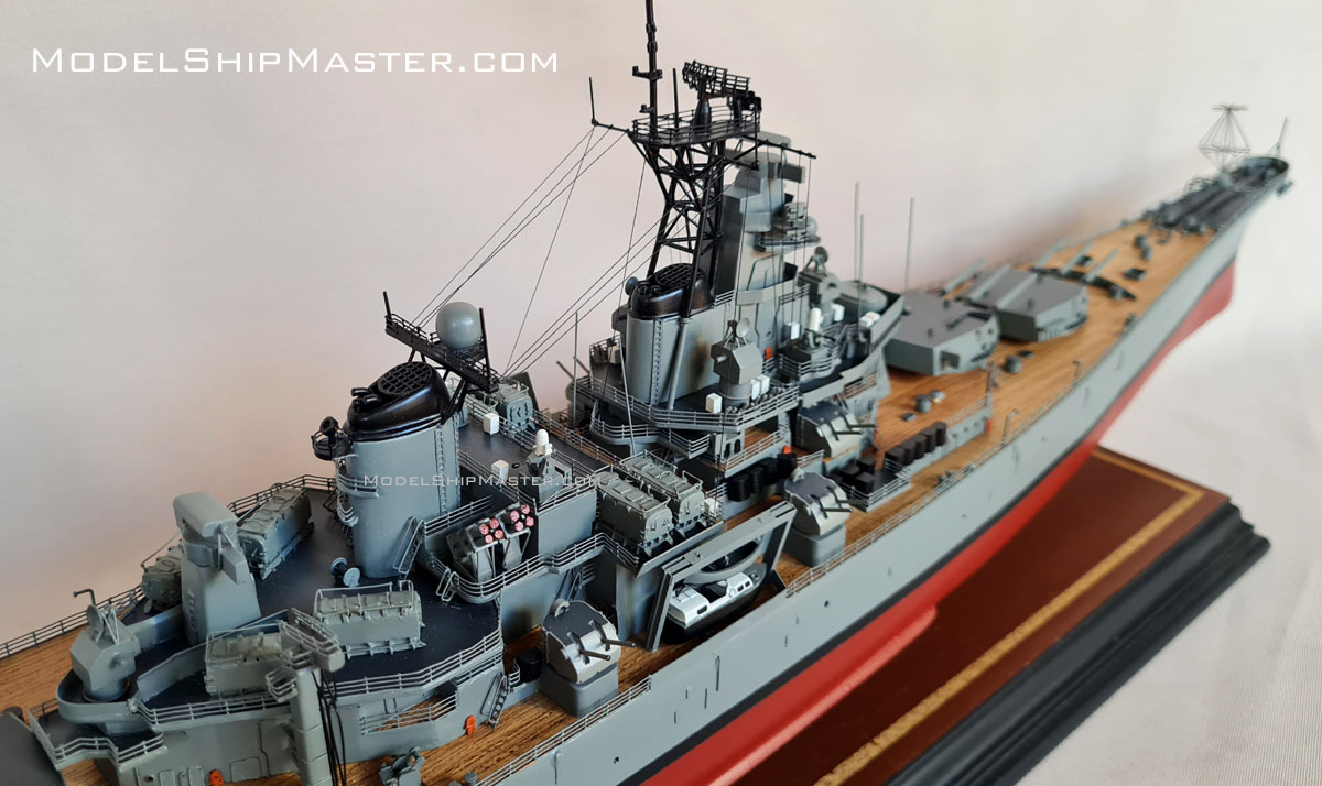 uss iowa battleship model